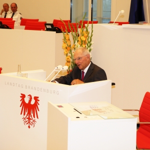 Dr. Schäuble bei der Festrede auf Jörg Schönbohm